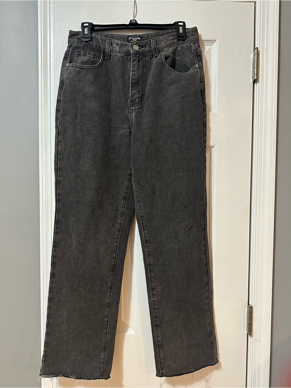 Pretty Little Thing Washed Denim Jeans w/ Raw Hem- 10P